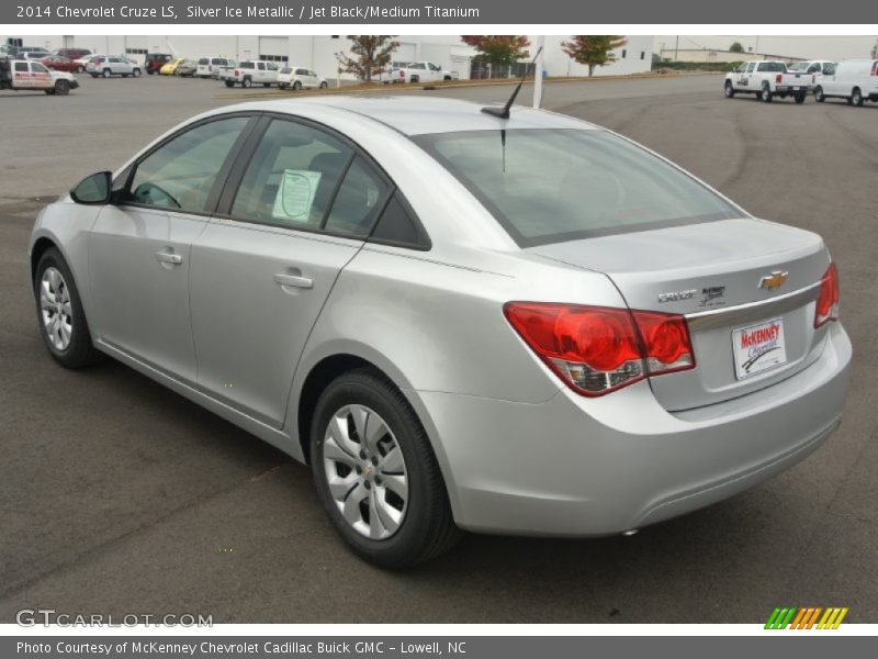 Silver Ice Metallic / Jet Black/Medium Titanium 2014 Chevrolet Cruze LS