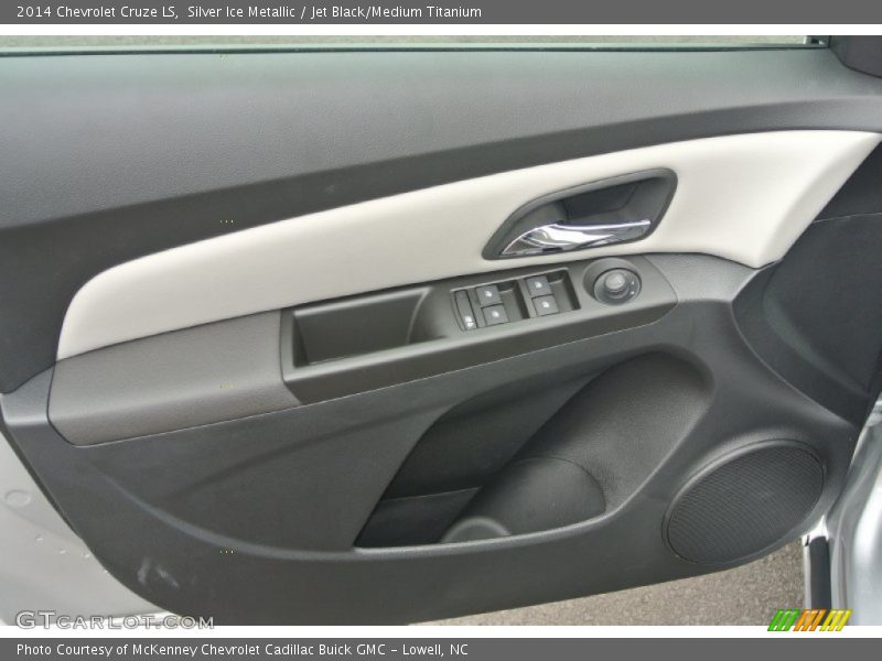 Silver Ice Metallic / Jet Black/Medium Titanium 2014 Chevrolet Cruze LS