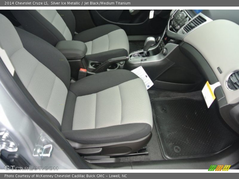 Silver Ice Metallic / Jet Black/Medium Titanium 2014 Chevrolet Cruze LS