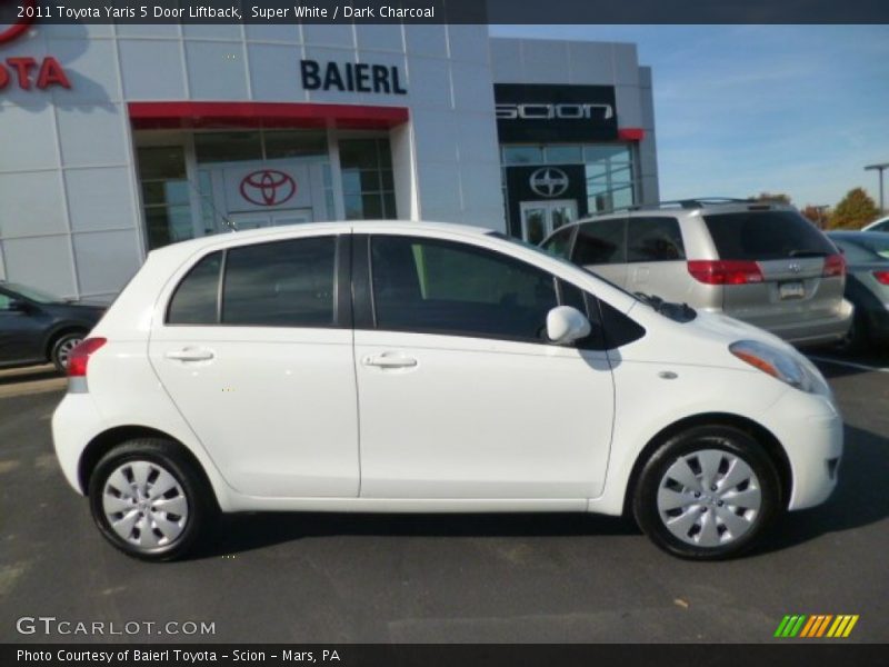 Super White / Dark Charcoal 2011 Toyota Yaris 5 Door Liftback