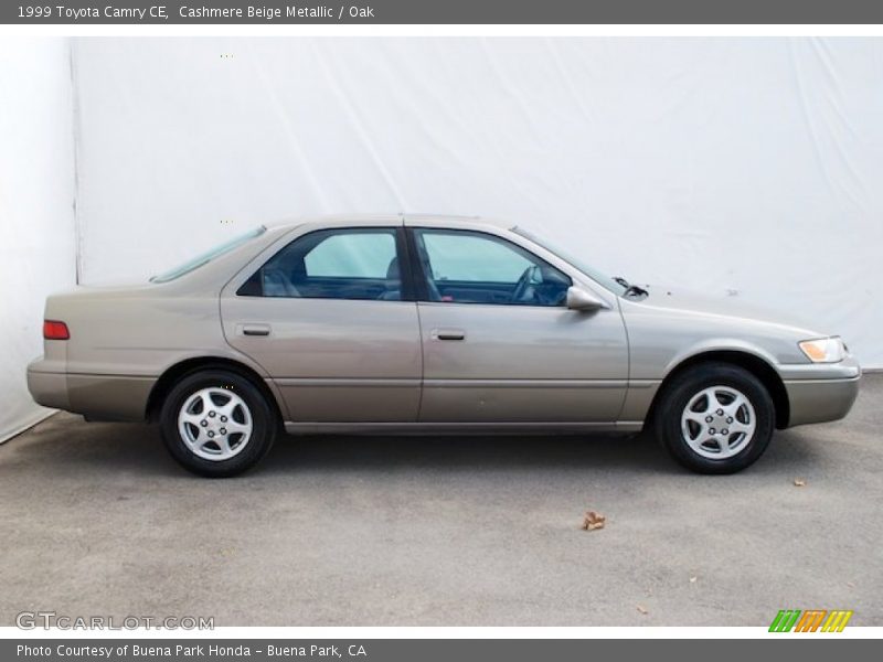 Cashmere Beige Metallic / Oak 1999 Toyota Camry CE