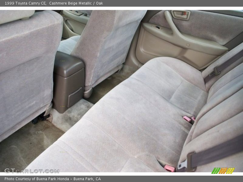 Cashmere Beige Metallic / Oak 1999 Toyota Camry CE
