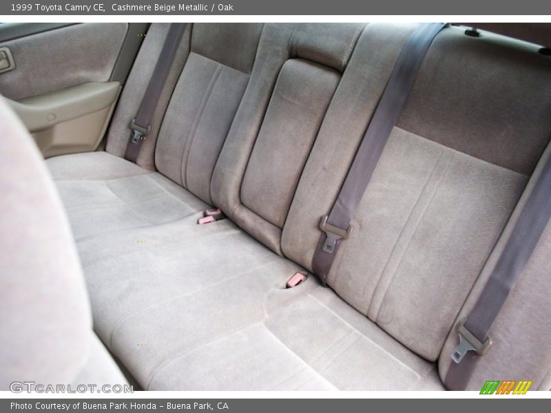 Cashmere Beige Metallic / Oak 1999 Toyota Camry CE