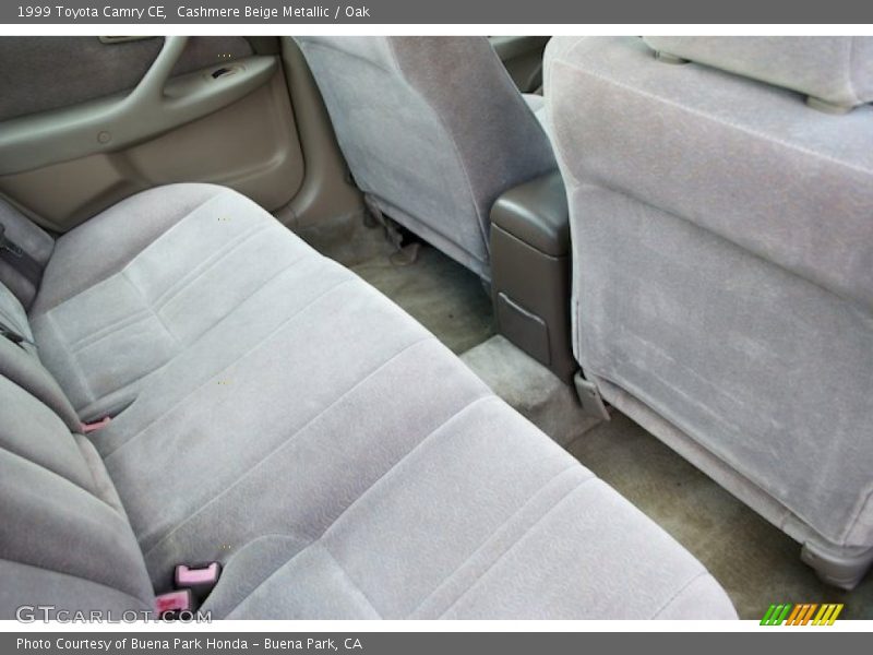 Cashmere Beige Metallic / Oak 1999 Toyota Camry CE