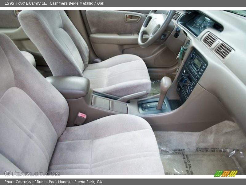 Cashmere Beige Metallic / Oak 1999 Toyota Camry CE