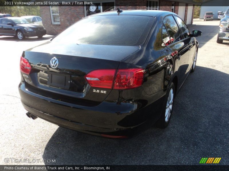 Black / Titan Black 2011 Volkswagen Jetta SE Sedan