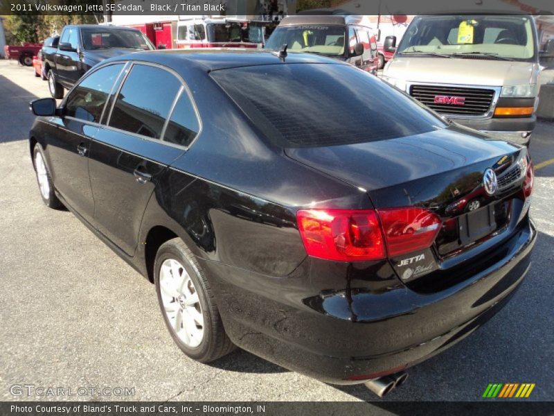 Black / Titan Black 2011 Volkswagen Jetta SE Sedan