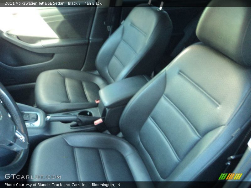 Black / Titan Black 2011 Volkswagen Jetta SE Sedan