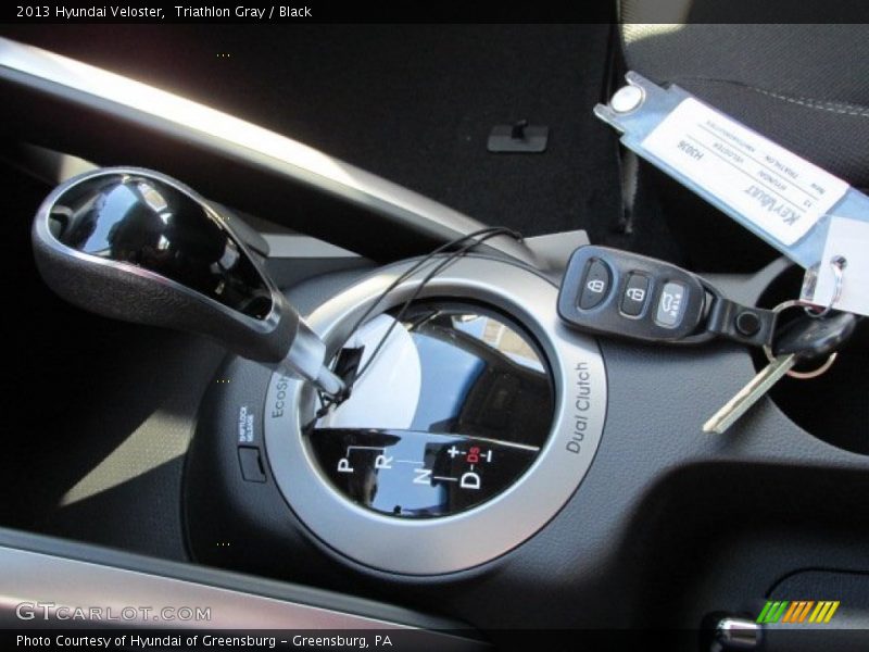 Triathlon Gray / Black 2013 Hyundai Veloster