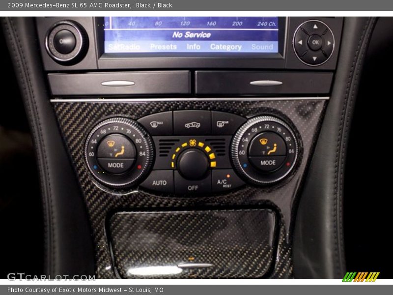 Controls of 2009 SL 65 AMG Roadster
