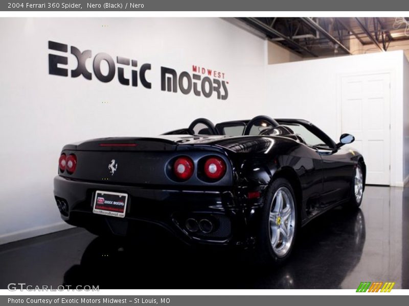 Nero (Black) / Nero 2004 Ferrari 360 Spider