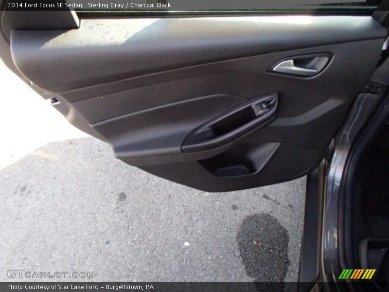 Sterling Gray / Charcoal Black 2014 Ford Focus SE Sedan