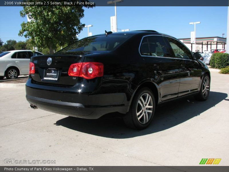 Black / Pure Beige 2006 Volkswagen Jetta 2.5 Sedan