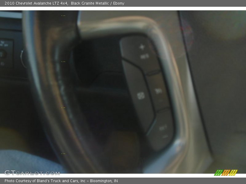 Black Granite Metallic / Ebony 2010 Chevrolet Avalanche LTZ 4x4