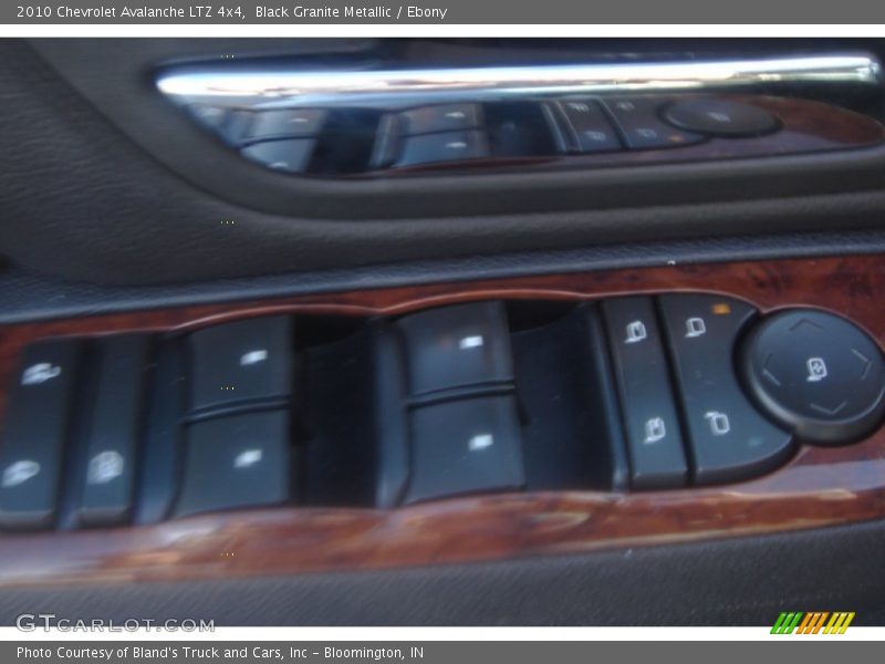 Black Granite Metallic / Ebony 2010 Chevrolet Avalanche LTZ 4x4