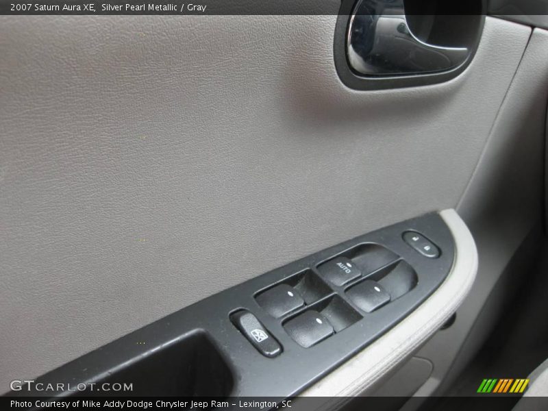 Silver Pearl Metallic / Gray 2007 Saturn Aura XE