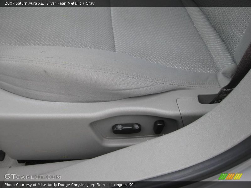 Silver Pearl Metallic / Gray 2007 Saturn Aura XE