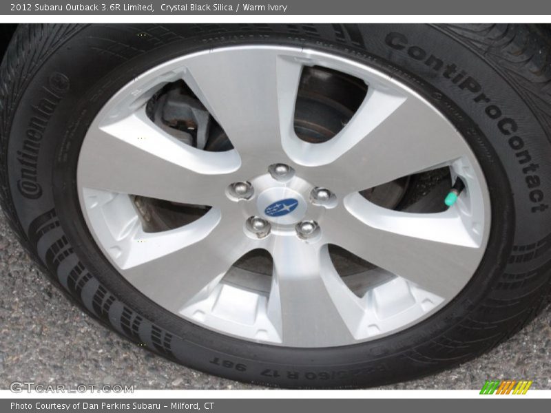 Crystal Black Silica / Warm Ivory 2012 Subaru Outback 3.6R Limited