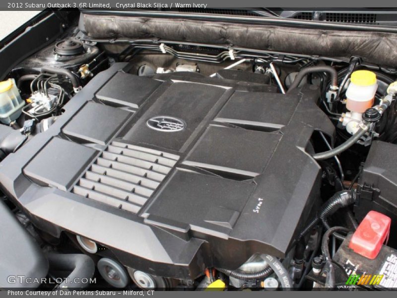 Crystal Black Silica / Warm Ivory 2012 Subaru Outback 3.6R Limited