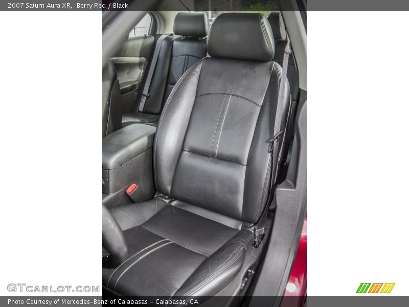 Berry Red / Black 2007 Saturn Aura XR
