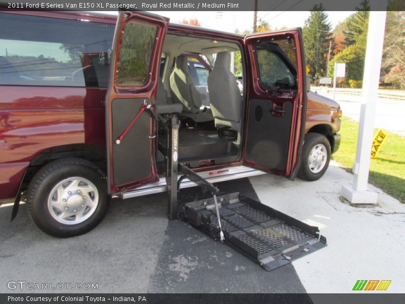 Royal Red Metallic / Medium Flint 2011 Ford E Series Van E150 XL Passenger