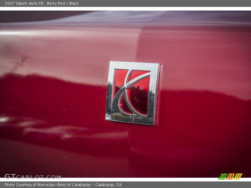 Berry Red / Black 2007 Saturn Aura XR