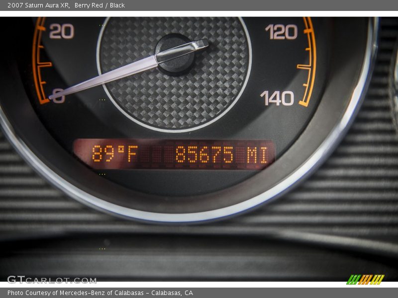 Berry Red / Black 2007 Saturn Aura XR