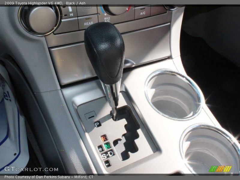 Black / Ash 2009 Toyota Highlander V6 4WD