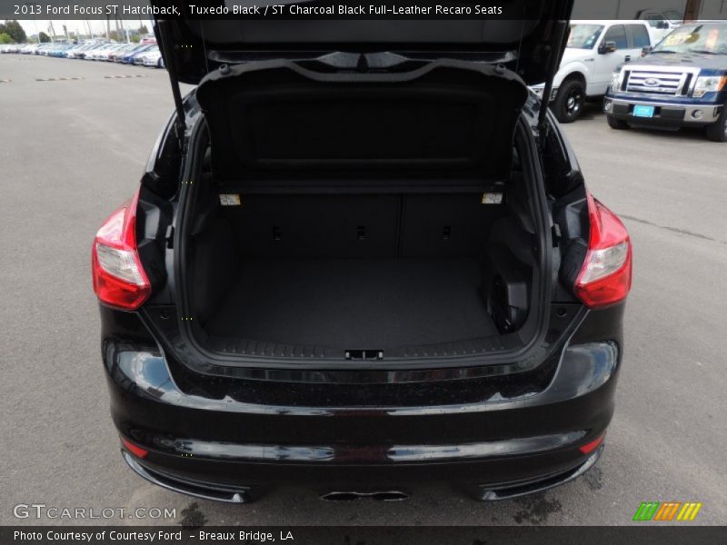 Tuxedo Black / ST Charcoal Black Full-Leather Recaro Seats 2013 Ford Focus ST Hatchback