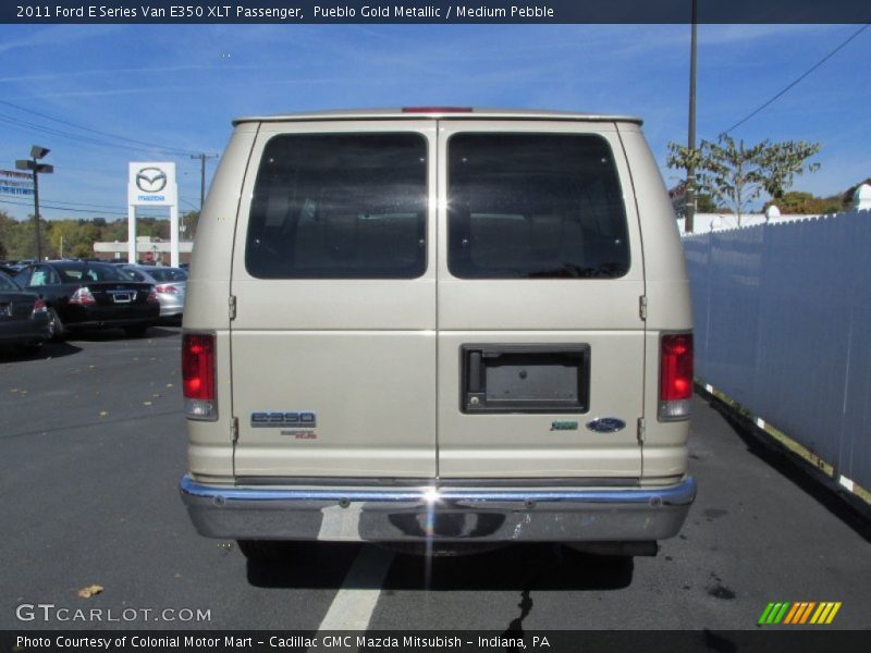 Pueblo Gold Metallic / Medium Pebble 2011 Ford E Series Van E350 XLT Passenger