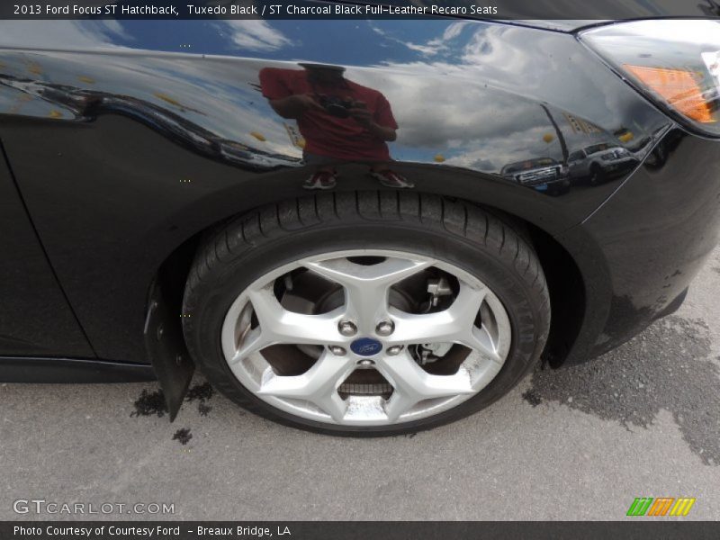 Tuxedo Black / ST Charcoal Black Full-Leather Recaro Seats 2013 Ford Focus ST Hatchback