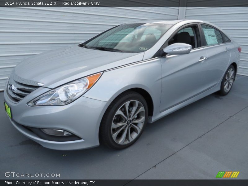 Radiant Silver / Gray 2014 Hyundai Sonata SE 2.0T