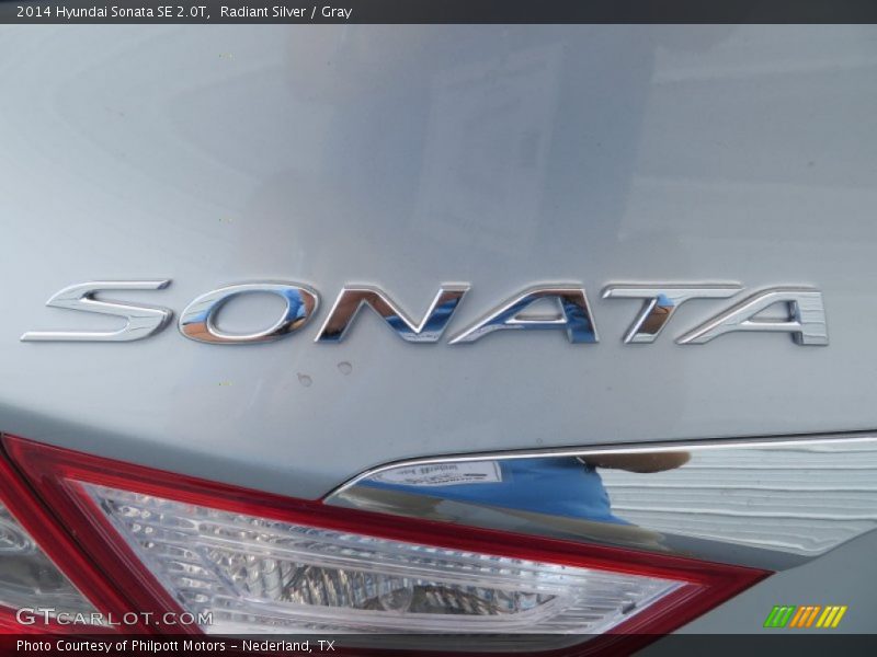 Radiant Silver / Gray 2014 Hyundai Sonata SE 2.0T