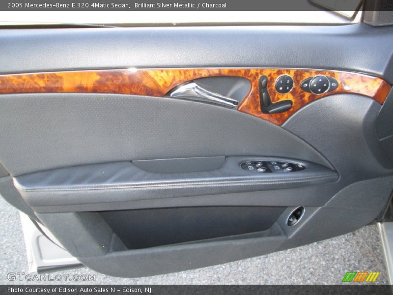Brilliant Silver Metallic / Charcoal 2005 Mercedes-Benz E 320 4Matic Sedan