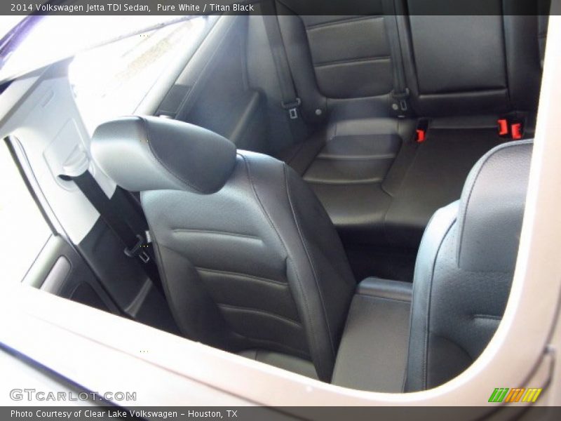 Pure White / Titan Black 2014 Volkswagen Jetta TDI Sedan