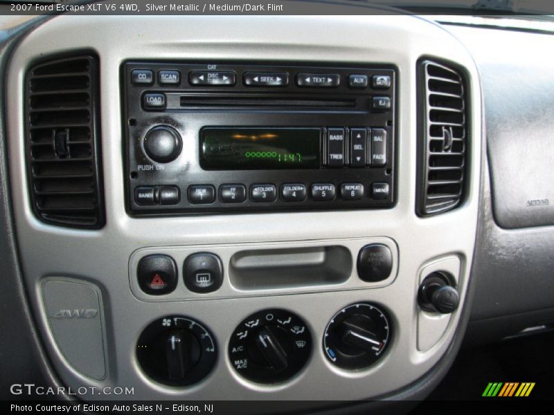 Silver Metallic / Medium/Dark Flint 2007 Ford Escape XLT V6 4WD