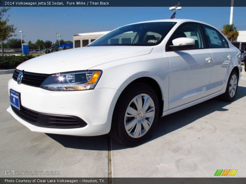 Pure White / Titan Black 2014 Volkswagen Jetta SE Sedan