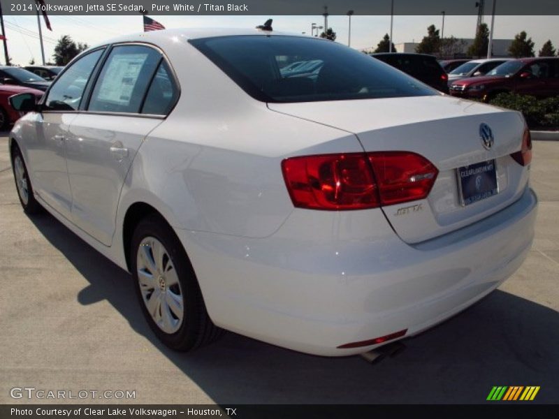 Pure White / Titan Black 2014 Volkswagen Jetta SE Sedan