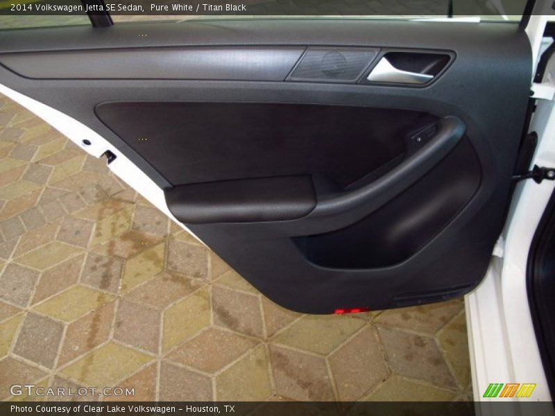 Pure White / Titan Black 2014 Volkswagen Jetta SE Sedan