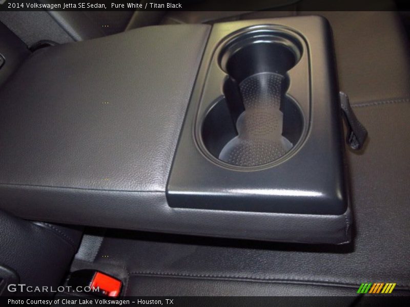 Pure White / Titan Black 2014 Volkswagen Jetta SE Sedan