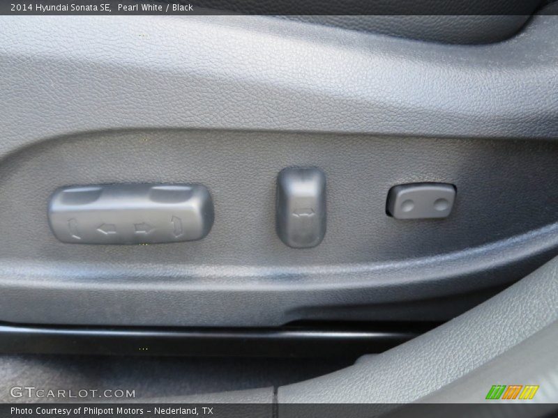 Pearl White / Black 2014 Hyundai Sonata SE