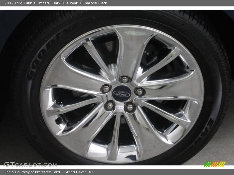 Dark Blue Pearl / Charcoal Black 2012 Ford Taurus Limited
