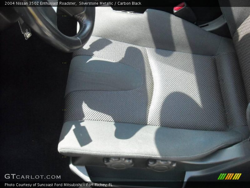 Silverstone Metallic / Carbon Black 2004 Nissan 350Z Enthusiast Roadster