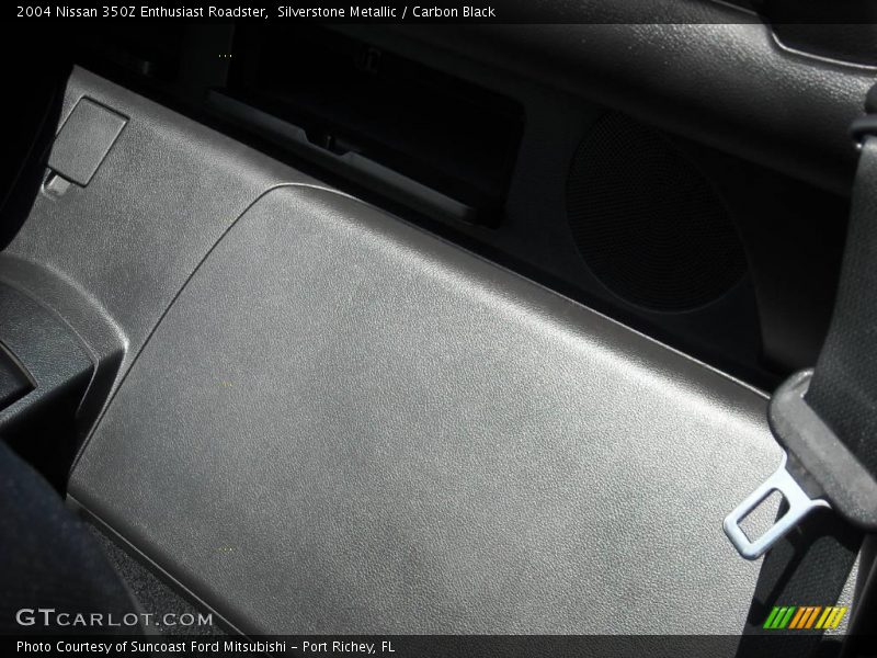 Silverstone Metallic / Carbon Black 2004 Nissan 350Z Enthusiast Roadster