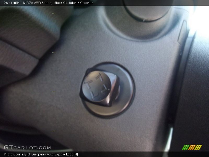 Black Obsidian / Graphite 2011 Infiniti M 37x AWD Sedan
