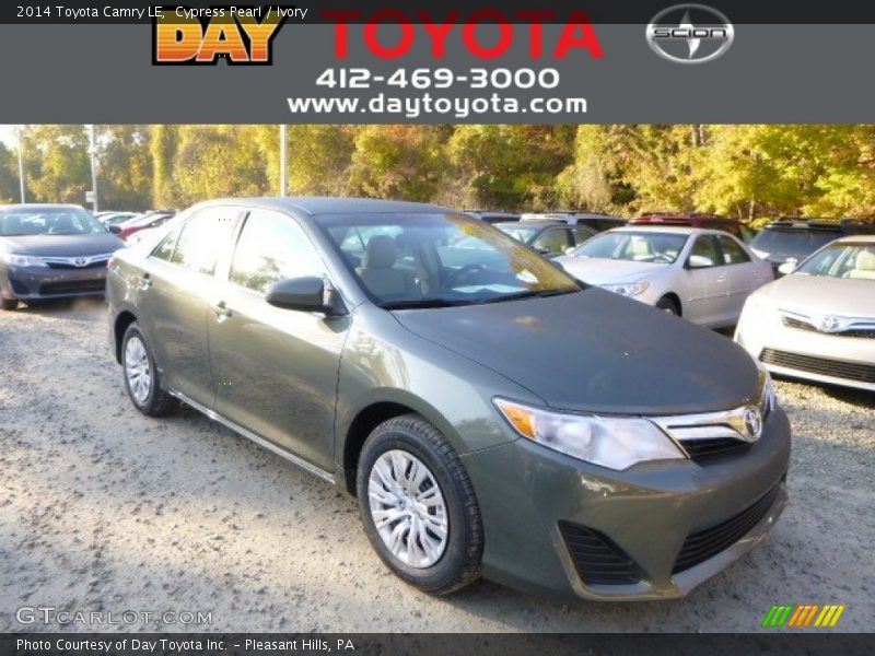 Cypress Pearl / Ivory 2014 Toyota Camry LE