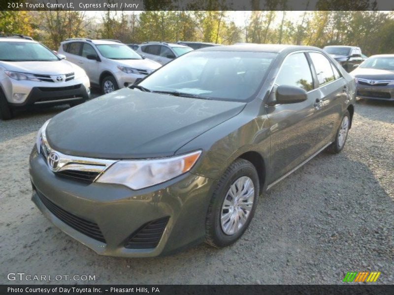 Cypress Pearl / Ivory 2014 Toyota Camry LE