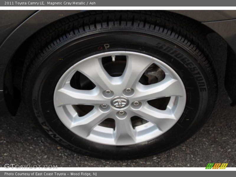 Magnetic Gray Metallic / Ash 2011 Toyota Camry LE