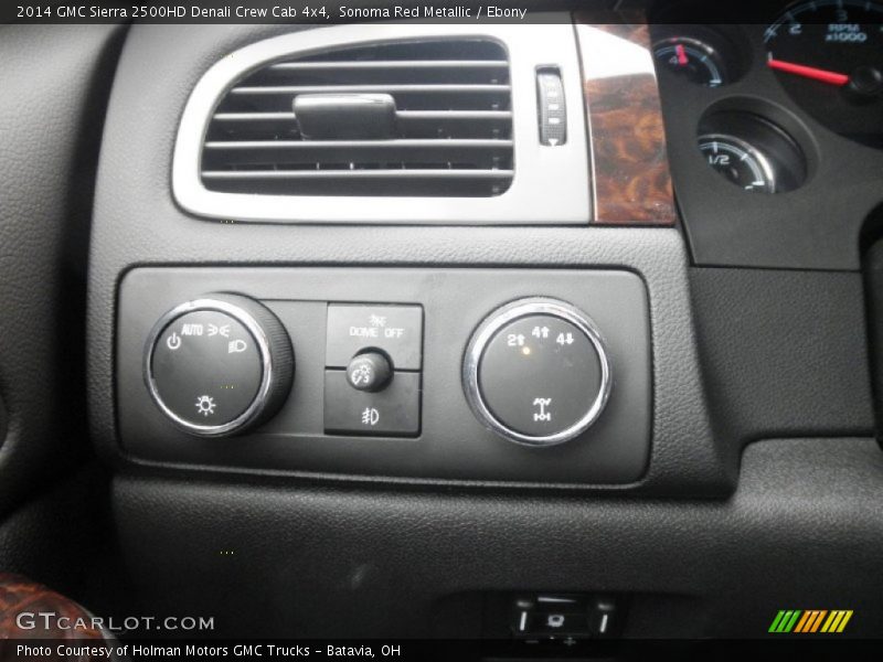 Controls of 2014 Sierra 2500HD Denali Crew Cab 4x4