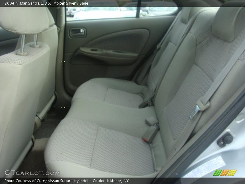 Molten Silver / Sage 2004 Nissan Sentra 1.8 S